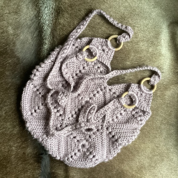 Beautiful Handmade Lavender Purple Soft Crochet Knit Design Crossbody Handbag 🦋 - Picture 10 of 10